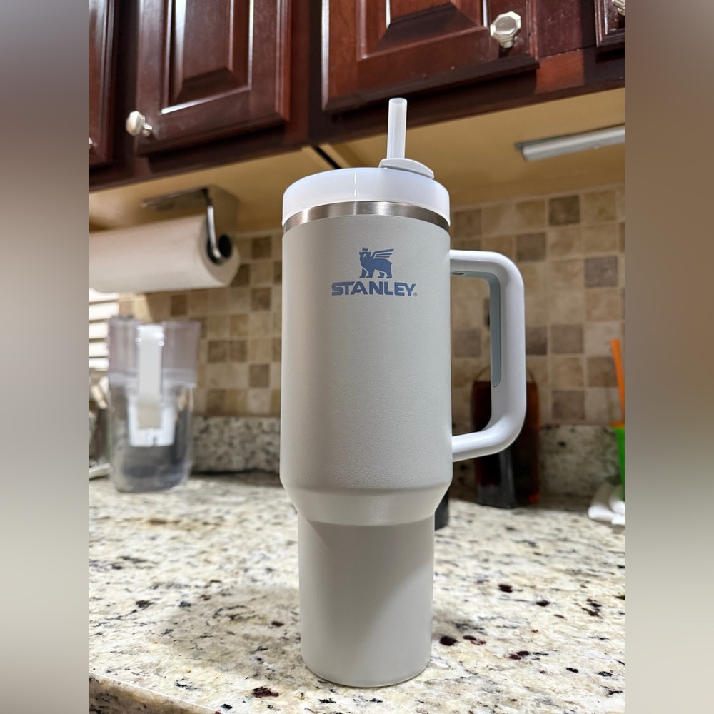 Stanley 40 OZ tumbler